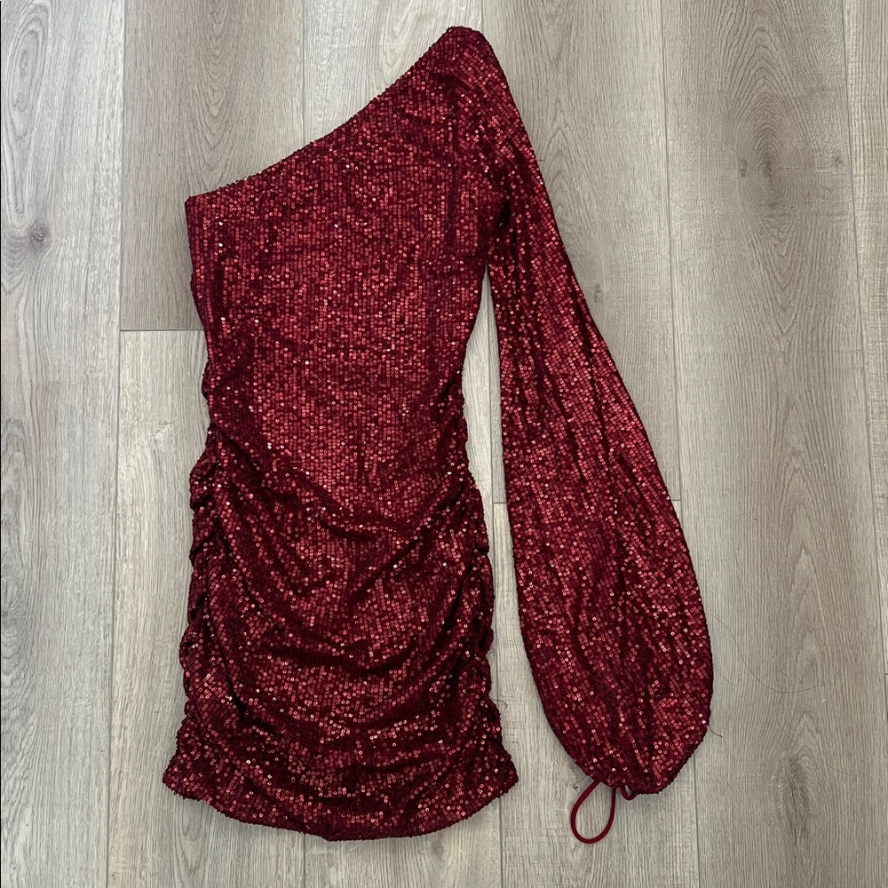 Lucy in the Sky Dark Red Elegant One-Shoulder Sequin Mini Dress Size Small - Picture 7 of 10